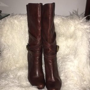 BCBG boots